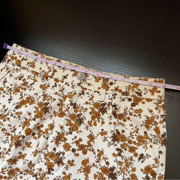 ✨ Forever 21 Women’s White Brown Floral Jeans 26 - Picture 9 of 11